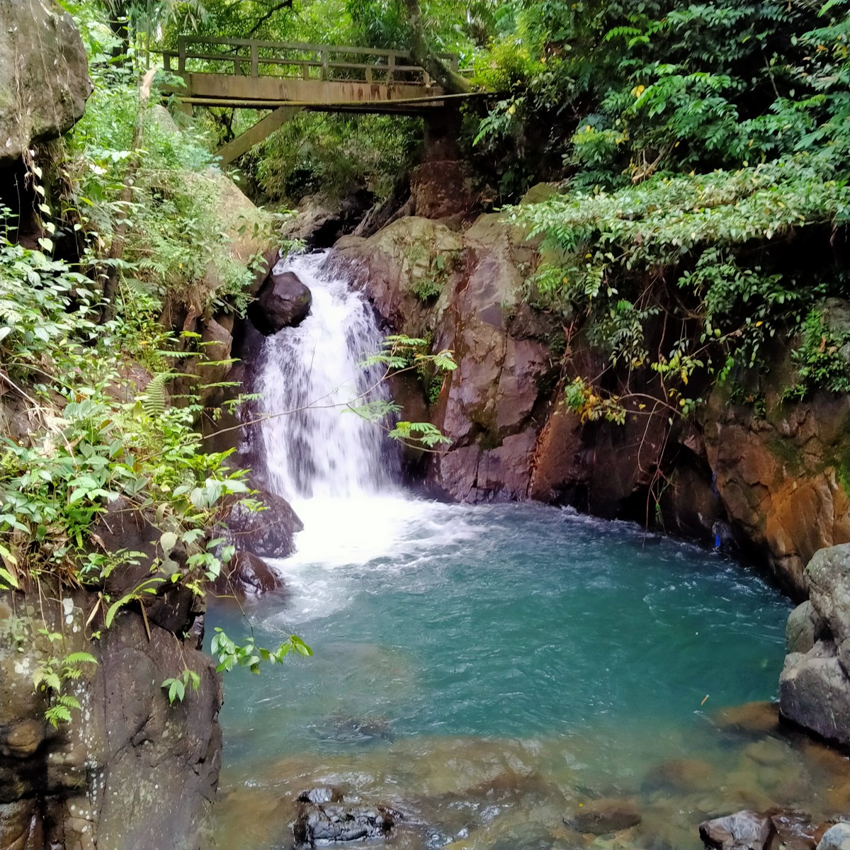 Menemukan Pesona Alam yang Menakjubkan di Curug Putri, Kuningan, Jawa Barat